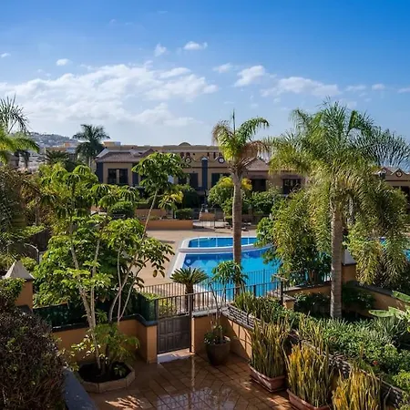 19 Duquesa Del Duque 3 Bedrooms Villa