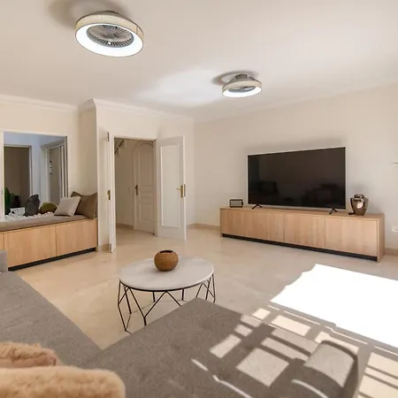 19 Duquesa Del Duque 3 Bedrooms Willa *