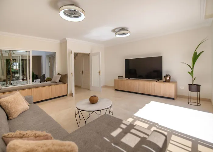 19 Duquesa Del Duque 3 Bedrooms Willa *